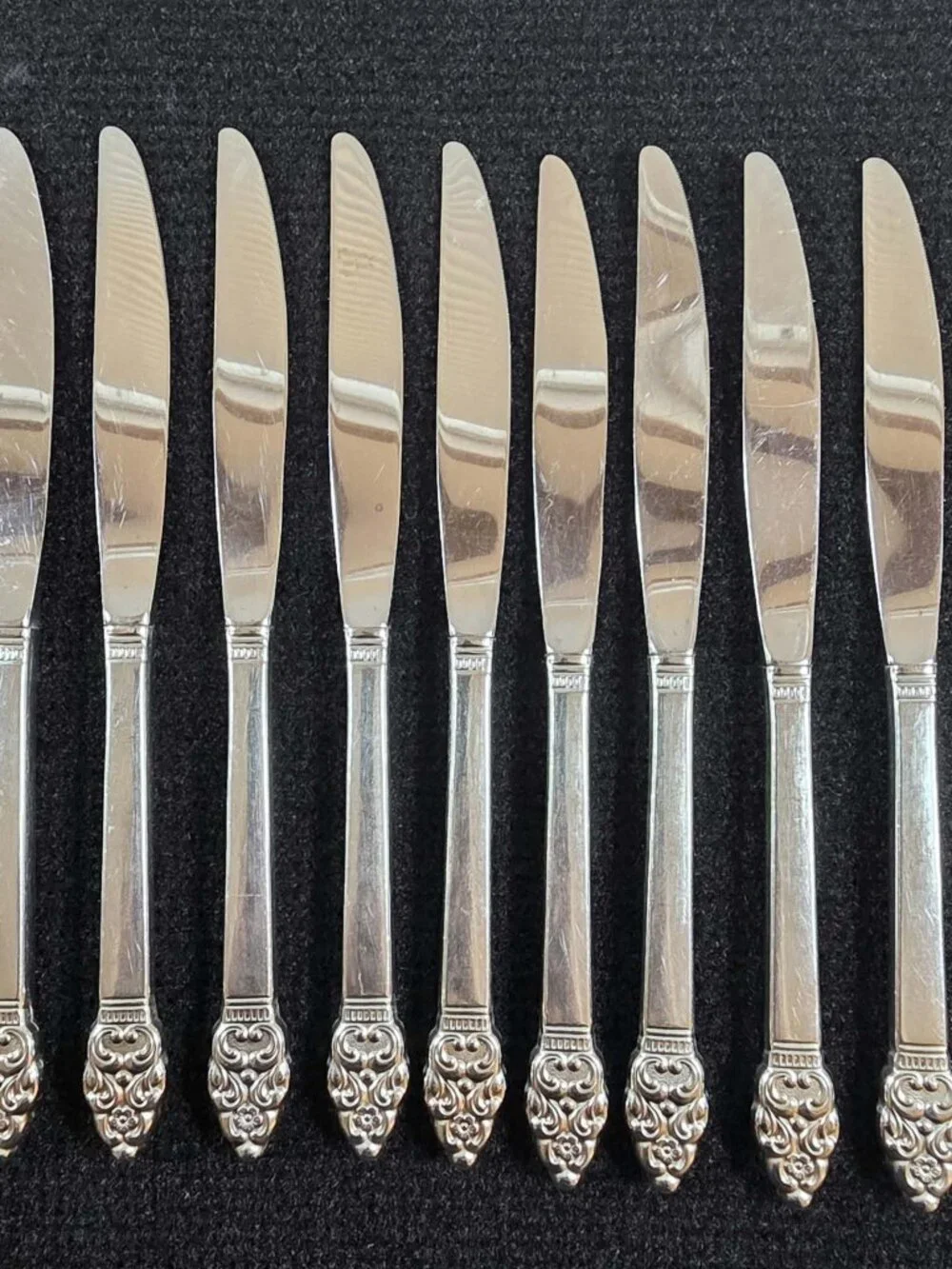ONEIDA VINLAND STAINLESS FLATWARE SET SERVING SPOONS NORDIC CROWN 41 PCS